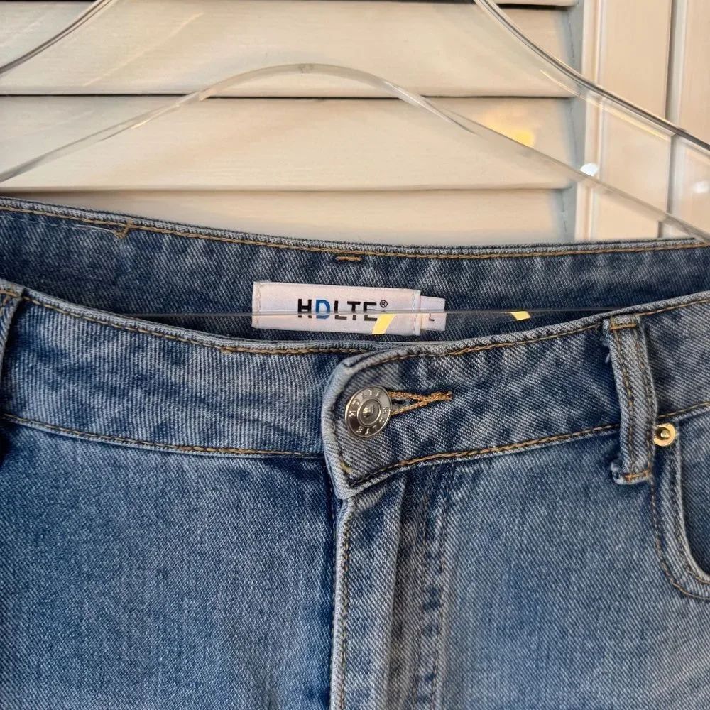 HDLTE Wide Leg Jeans - Picture 2 of 4